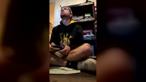 braden_thompson2012 online show from 22, 4, 2026