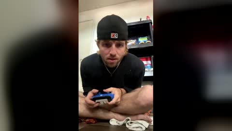 braden_thompson2012 online show from 27, 4, 2026