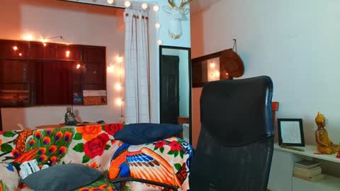 Bradley Martinez online show from 2, 2, 2025