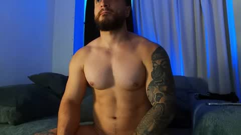 Bradley Martinez online show from 28, 7, 2026