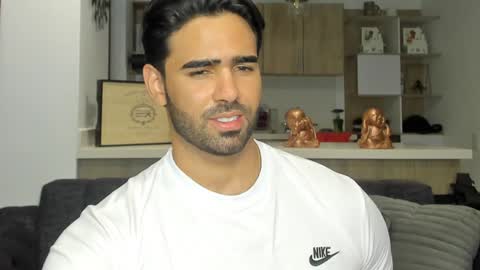 bradleymartin7 online show from 4, 2, 2025