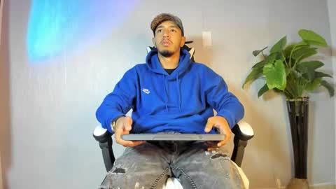 Brand  online show from 4, 2, 2026