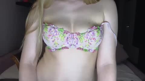 Snapshot of brandaany chatting on 8, 5, 2026 brandaany online show from 8, 5, 2026