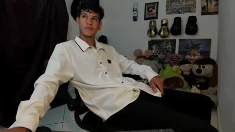 Snapshot of brandonstonexl chatting on 9, 3, 2026 Brandon Stone online show from 9, 3, 2026