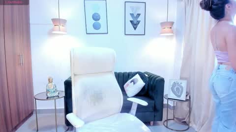 Snapshot of brandy_priscot chatting on 23, 11, 2025 brandy priscot online show from 23, 11, 2025