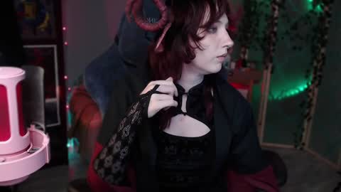 Snapshot of brandy_queen chatting on 1, 2, 2025 Aurorabut ur dad just calls me Rory online show from 1, 2, 2025