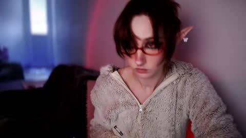 Snapshot of brandy_queen chatting on 20, 11, 2025 Aurorabut ur dad just calls me Rory online show from 20, 11, 2025