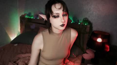 Snapshot of brandy_queen chatting on 19, 2, 2026 Aurorabut ur dad just calls me Rory online show from 19, 2, 2026