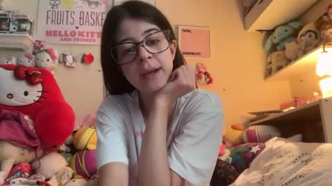brattymaddy1998 online show from 28, 7, 2026