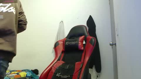 Snapshot of brayan_chevignon chatting on 14, 10, 2025 brayan_chevignon online show from 14, 10, 2025