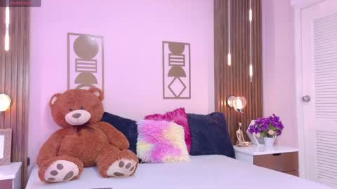 Bree  online show from 18, 4, 2026