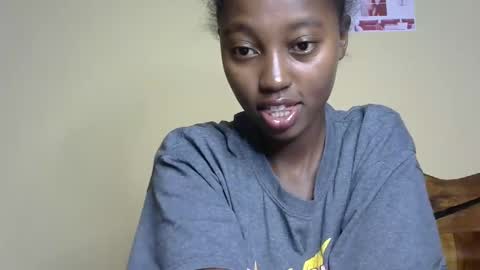 Snapshot of breezykan123 chatting on 3, 2, 2025 breelia online show from 3, 2, 2025