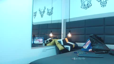 BRENDA VELASQUEZ online show from 24, 1, 2025