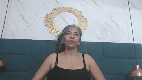 BRENDA VELASQUEZ online show from 21, 4, 2026