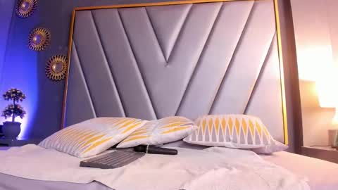 Brenda Time Schedule 0600 - 1400 GMT-5 online show from 18, 12, 2025