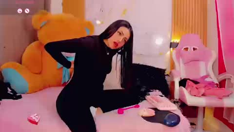 Snapshot of brendasquirtx chatting on 9, 9, 2025 brendasquirtx online show from 9, 9, 2025