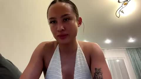 Mia   online show from 12, 7, 2026