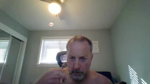 Snapshot of brettsky chatting on 23, 4, 2026 hey online show from 23, 4, 2026
