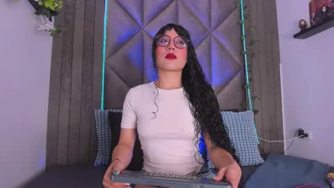 B R I A  online show from 4, 10, 2025