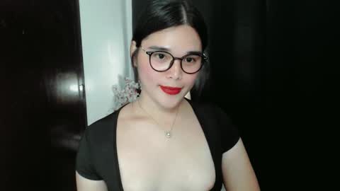 Claire online show from 4, 6, 2026