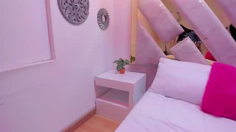 Brianna  online show from 22, 10, 2025