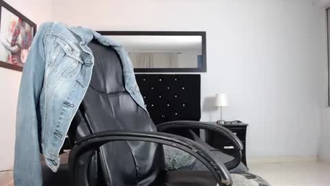 briannathomsett online show from 5, 2, 2025