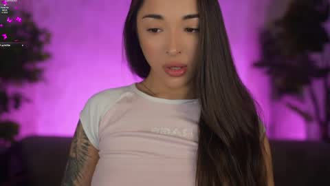 Diamonds Girls online show from 19, 4, 2026