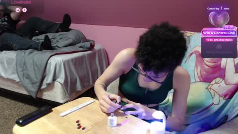 Strawberry online show from 20, 1, 2025