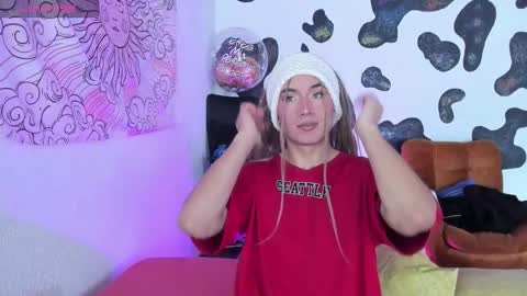 Snapshot of brihanna_cooper chatting on 19, 10, 2025 bri online show from 19, 10, 2025