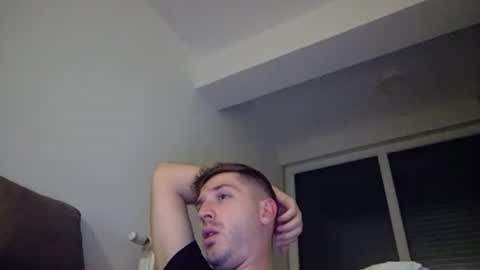 Snapshot of brii0000 chatting on 8, 12, 2024 brii0000 online show from 8, 12, 2024