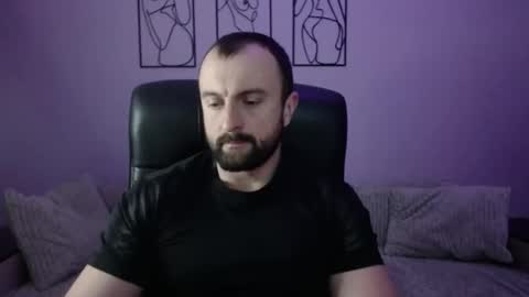 brindlefly69 online show from 20, 4, 2026