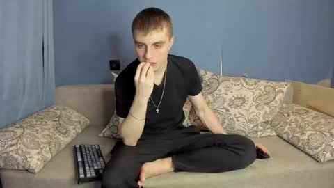 bristlebback online show from 25, 3, 2026