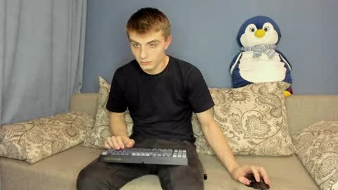 bristlebback online show from 20, 4, 2026