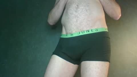 brit_dadbod online show from 3, 2, 2025