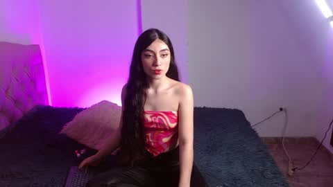 britany lenox online show from 7, 1, 2025