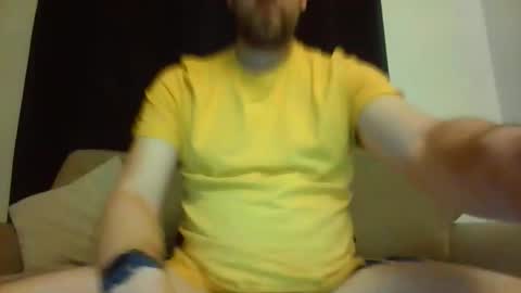 Snapshot of britguy6985 chatting on 11, 4, 2026 britguy6985 online show from 11, 4, 2026