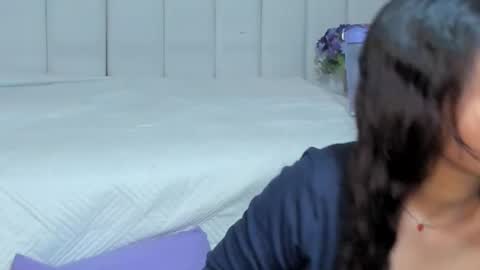 Brithany Rousee online show from 26, 2, 2025