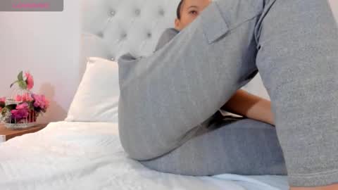 Brithany Rousee online show from 10, 9, 2025