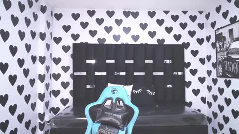 Snapshot of britney_sub chatting on 23, 2, 2025 Britney online show from 23, 2, 2025