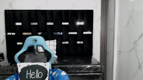 Britney  online show from 24, 4, 2026