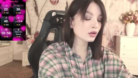 britneybarker online show from 29, 9, 2025