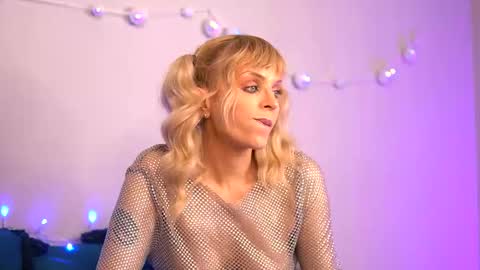 britneyhudson online show from 26, 11, 2025