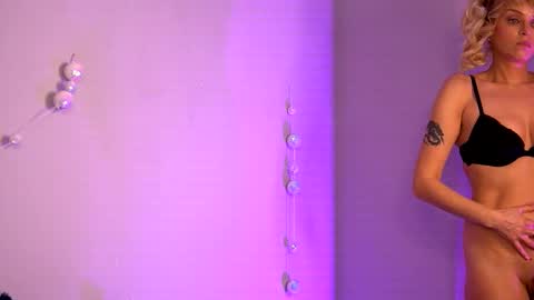 britneyhudson online show from 2, 2, 2026