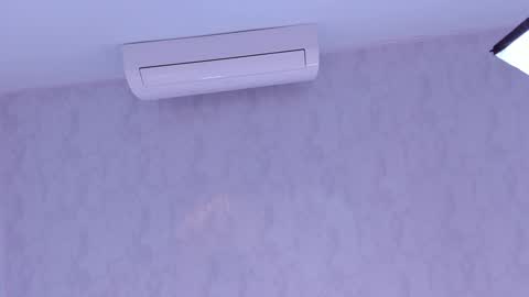   online show from 4, 1, 2025