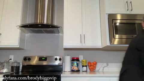 Snapshot of brodybiggs chatting on 14, 2, 2025 Brody Biggs online show from 14, 2, 2025