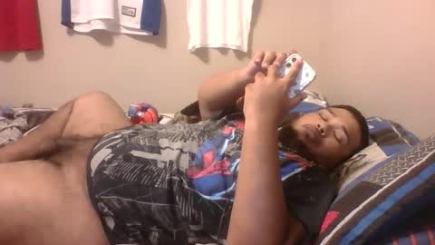 Snapshot of bronxforlife chatting on 20, 12, 2024 bronxforlife online show from 20, 12, 2024