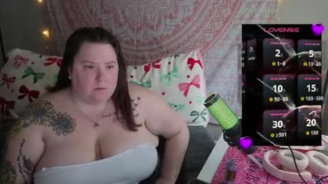 Snapshot of brookenicole3 chatting on 29, 4, 2026 Madam Brooke online show from 29, 4, 2026