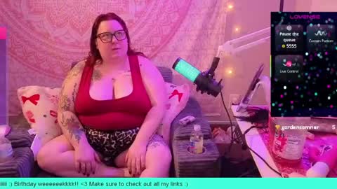 Snapshot of brookenicole3 chatting on 22, 5, 2026 Madam Brooke online show from 22, 5, 2026
