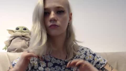 Snapshot of brookewylde_20 chatting on 17, 9, 2025 brookewylde_20 online show from 17, 9, 2025