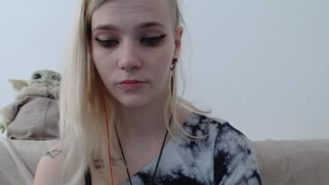Snapshot of brookewylde_20 chatting on 22, 3, 2026 brookewylde_20 online show from 22, 3, 2026